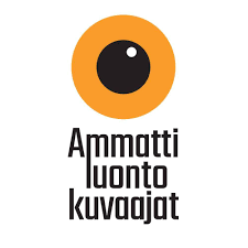 Ammattiluontokuvaajat